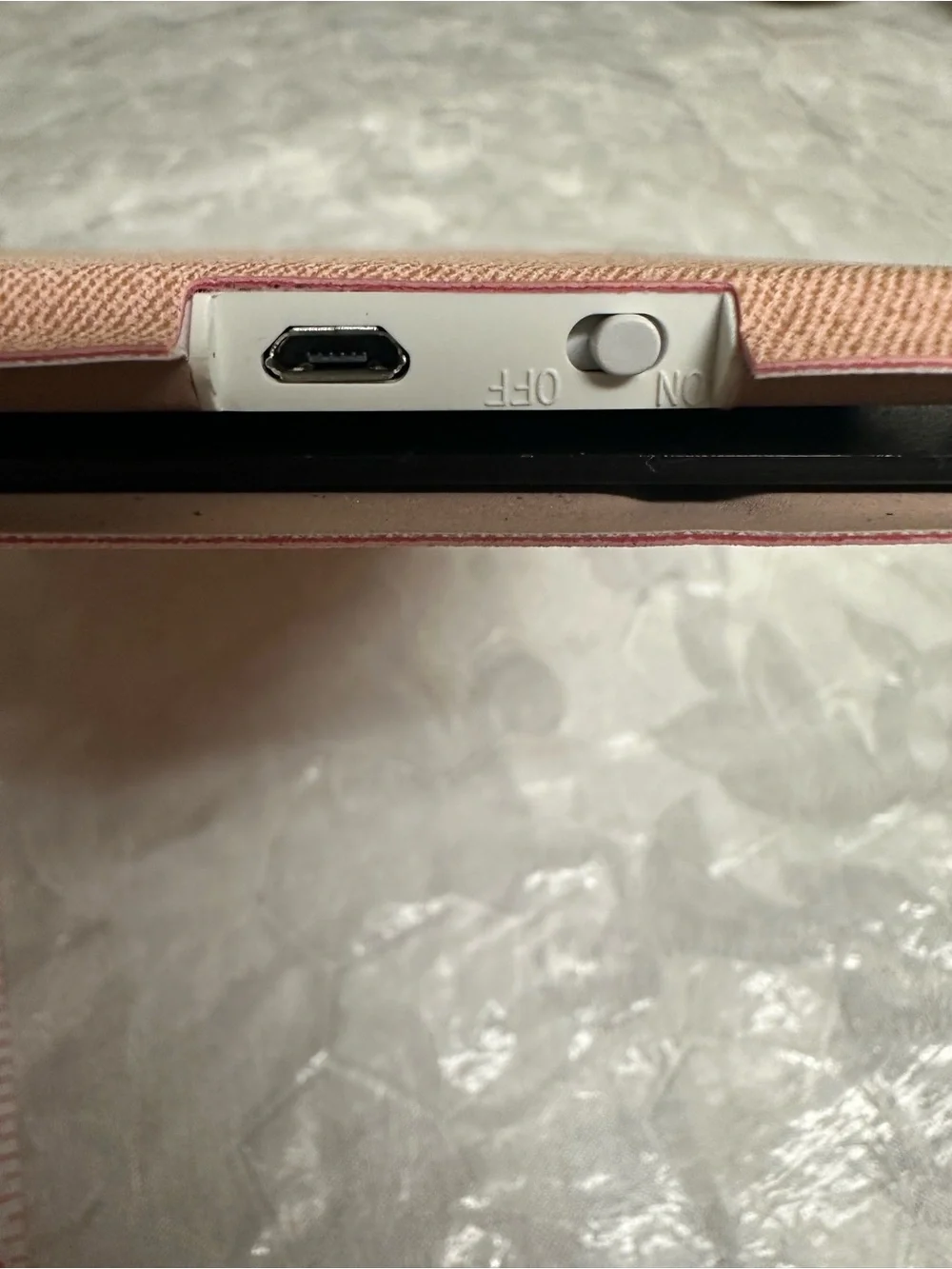 Rose Gold Tablet Keyboard Case with White Bluetooth Keyboard and Trackpad
